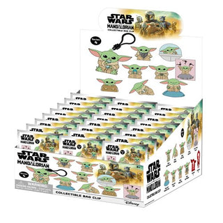 Star Wars The Mandalorian 3D foam collectible keychain by Thin Air Brands featuring a detailed Mandalorian helmet design.