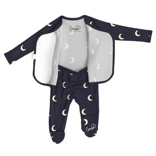 Bonsie Footie - G'night Moon
A baby footed sleeper set by Love It or Leave It, featuring a navy blue long-sleeve sleeper with a gold crescent moon pattern, a light gray footed bodysuit with a white crescent moon pattern, and a white fleece lining.
