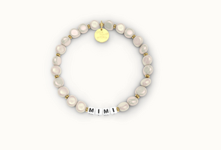 Little Words Project Bracelet - Custom Clamshell Freshwater Pearl: Mimi
Pearl bracelet with a gold tag and 'MIMI' beads on a white background