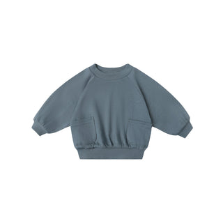 Quincy Mae Pocket Sweatshirt & Sweatpant Set - Ocean
Blue sweatshirt with two front pockets on a white background