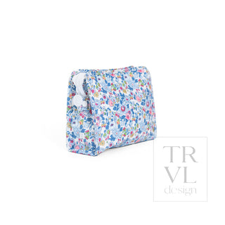TRVL Designs Roadie Medium Zip Pouch - Bridgehampton Floral
Floral patterned pouch on a white background with 'TRVL design' branding.