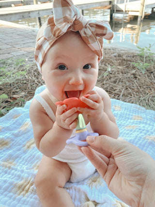ToyLab Spinning Flower Teether, ToyLab, cf-type-teether, cf-vendor-toylab, Rattle, Silicone Teether, Spinning Flower, Teether, Teether Toy, Teething, Teething Relief, Teething Toy, Toy Lab, T