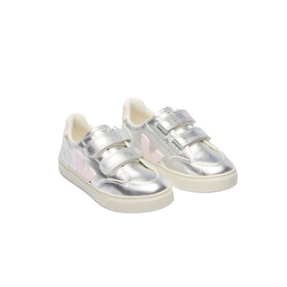 VEJA Kids V-12 Leather Silver Lassi
Silver sneakers with velcro straps on a white background