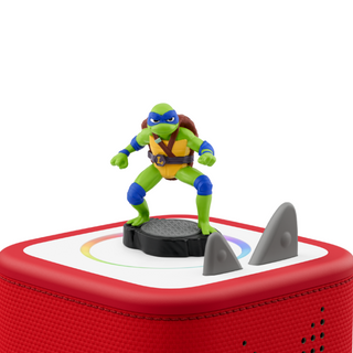 Tonies Character: Teenage Mutant Ninja Turtles: Leonardo
Toy figure on a red platform with a white base
