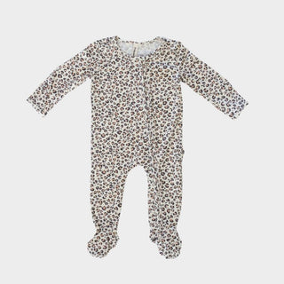Babysprouts Footie Romper with Zipper in Cheetah in Charcoal, Babysprouts, Baby Sprouts, Babysprouts, Babysprouts Footie, Babysprouts Footie Romper with Zipper, Bamboo Footie, Cheetah, Footie