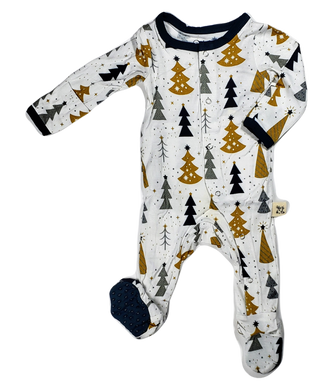 Kozi & Co Silver & Gold Trees Footie with Snaps, Kozi & co, All Things Holiday, Christmas in July, Christmas Tree Footie, CM22, Cyber Monday, Els PW 8258, End of Year, End of Year Sale, Kozi 