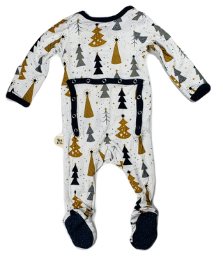 Kozi & Co Silver & Gold Trees Footie with Snaps, Kozi & co, All Things Holiday, Christmas in July, Christmas Tree Footie, CM22, Cyber Monday, Els PW 8258, End of Year, End of Year Sale, Kozi 
