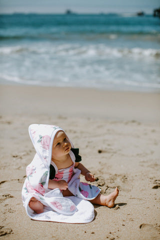 Copper Pearl Grace Knit Hooded Towel, Copper Pearl, Baby Girl Baby Shower Gift, Baby Shower, Baby Shower Gift, Baby shower Girft, Baby Shower Girl, Copper Pearl, Copper Pearl Bath Time, Coppe