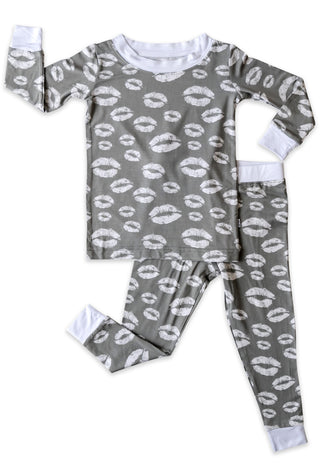 Little Sleepies Gray Kisses Bamboo 2pc Pajama Set, Little Sleepies, Bamboo Pajama, Bamboo Pajama Set, Bamboo Pajamas, CM22, Little Sleepies, Little Sleepies Bamboo, Little Sleepies Gray Kisse