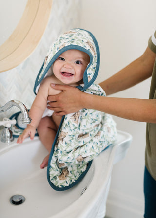 Copper Pearl Bear Knit Hooded Towel, Copper Pearl, Baby Shower, Baby Shower Gift, Baby shower Girft, Boy Baby Shower Gift, Copper Pearl, Copper Pearl Bath Time, Copper Pearl Bear, Copper Pear