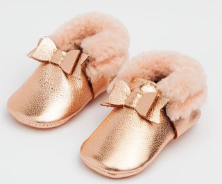 Freshly Picked Rose Gold with Pink Shearling Bow Soft Sole Mocc, Freshly Picked, Freshly Picked Bow, Freshly Picked Bow Flat, Freshly Picked Moc, Freshly Picked Moccasins, Freshly Picked Pick