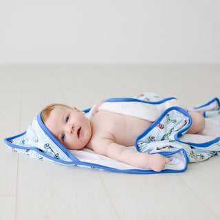 Posh Peanut Redford Hooded Towel, Posh Peanut, Hooded Towel, Posh Peanut, Posh Peanut Hooded Towel, Posh Peanut Redford, Posh Peanut Redford Hooded Towel, Posh Peanut Towel, POSH40, PP Mother