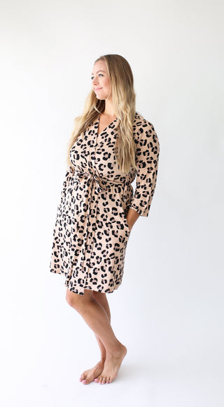 Posh Peanut Sasha Mommy Robe, Posh Peanut, Maternity Robe, Mommy Robe, Nursing Robe, Posh Peanut, Posh Peanut Leopard Mommy Robe, Posh PEanut Mommy Robe, Posh Peanut Robe, Posh Peanut Sasha, 