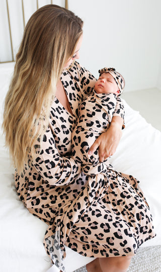 Posh Peanut Sasha Mommy Robe, Posh Peanut, Maternity Robe, Mommy Robe, Nursing Robe, Posh Peanut, Posh Peanut Leopard Mommy Robe, Posh PEanut Mommy Robe, Posh Peanut Robe, Posh Peanut Sasha, 