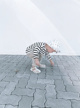 Shooshoos Jelly Sandal - Seger: Cream, Shooshoos, cf-size-us-10-uk-9, cf-size-us-11-uk-10, cf-size-us-12-uk-11, cf-size-us-13-uk-12, cf-type-shoes, cf-vendor-shooshoos, Jellies, Jelly Sandal,