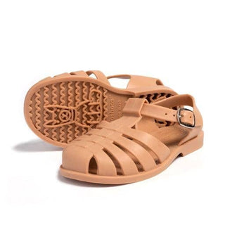 Shooshoos Jelly Sandal Syd in Camel, a children's shoes with transparent jelly material and adjustable strap for comfortable fit.