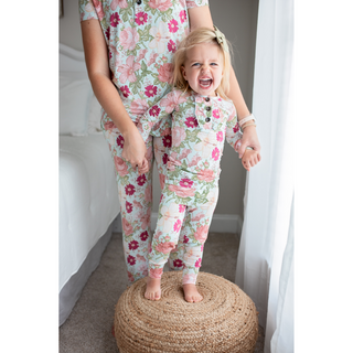 Gigi and Max Sutton Floral Mommy 2pc Loungewear Set, Gigi and Max, cf-size-2xl, cf-size-large, cf-size-medium, cf-size-small, cf-size-xlarge, cf-type-womens-loungewear, cf-vendor-gigi-and-max